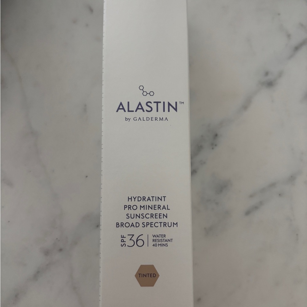 Brand New and Sealed Alastin Hydratint Pro Mineral Sunscreen SPF 36